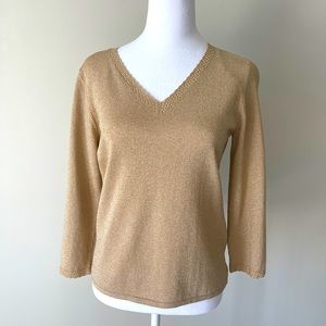 Jones New York shimmer gold 3/4 sleeve V- Neck Knit sweater Size Medium EUC
